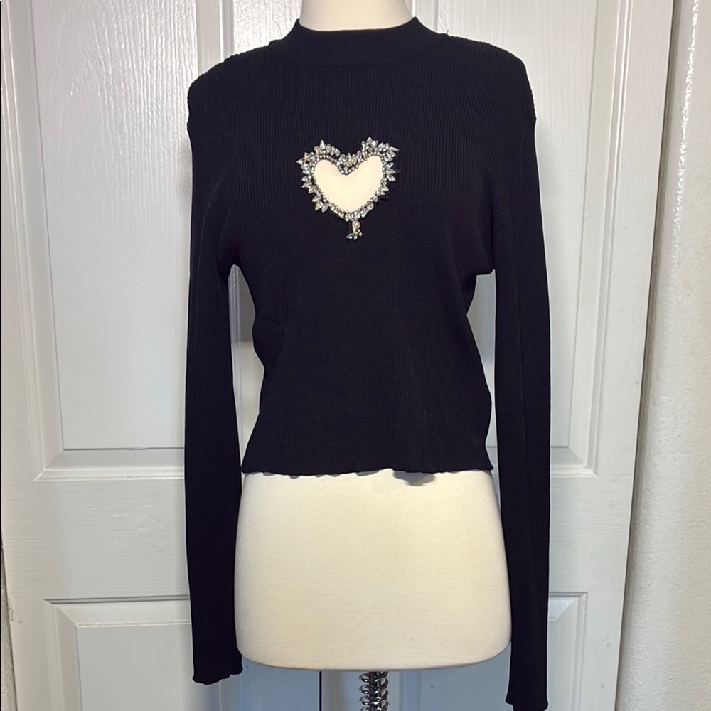 FOREVER 21 Black Heart Embellished Women's Top. Stretch good condition